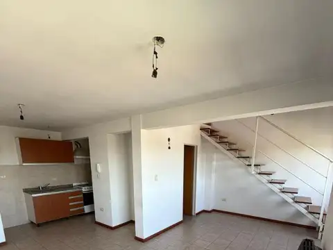 Casa 2 ambientes con 1 baño