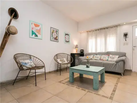 Depto Tipo Casa en Venta de 4 ambientes