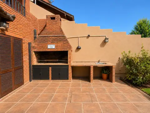 Casa en venta en Del Viso, Pilar, GBA Norte - 6 Ambientes