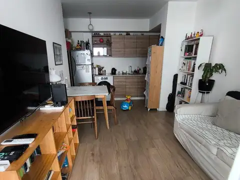 3 ambientes con balcón con parrilla en Caballito