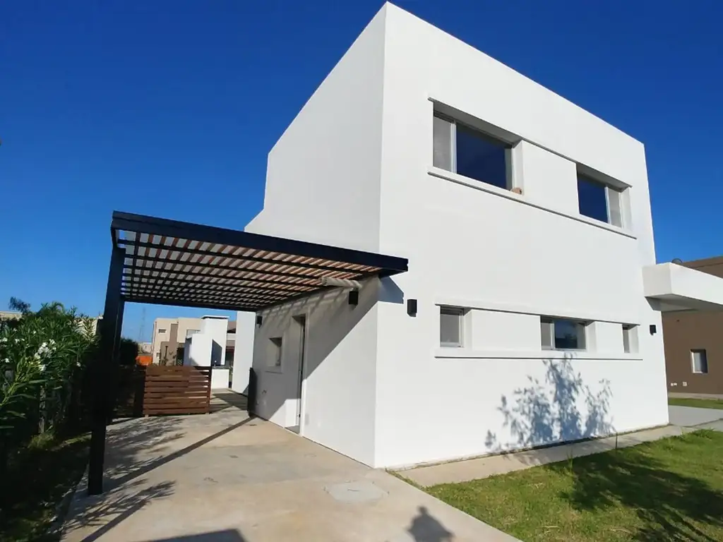 Casa en Venta con cochera