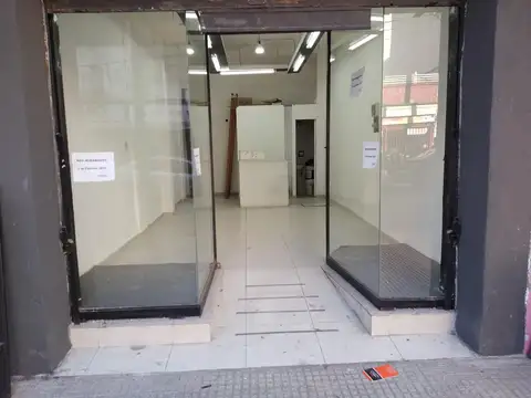 Local en venta en caseros
