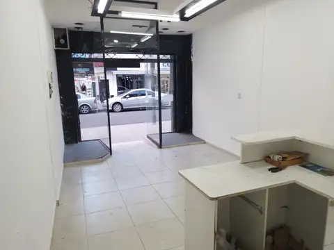 Local en venta en caseros