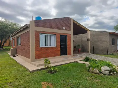 Casa 2 dorm con pileta y cochera Lote 400 m²¡ Merlo San Luis