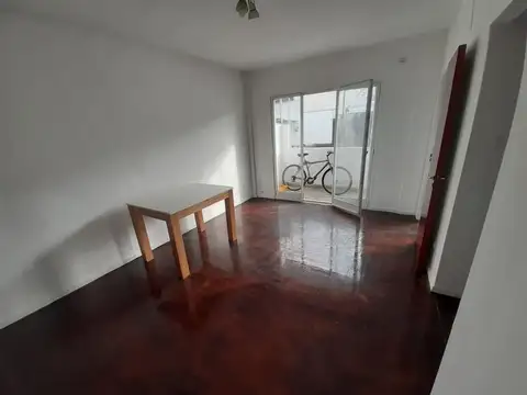 Depto Tipo Casa en Venta 46 años
