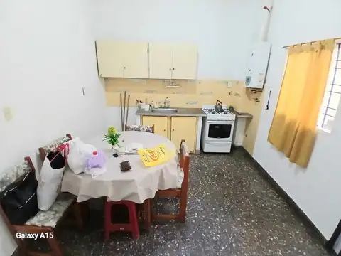 Depto Tipo Casa 3 ambientes con 2 baños