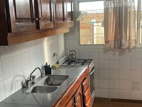 CASA EN ALQUILER IDEAL GRUPO DE JOVENES OSTENDE - PINAMAR   TEMPORADA 2026