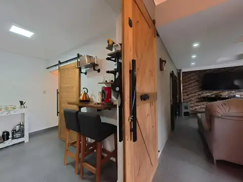 Depto Tipo Casa en Venta en Villa Adelina, USD 280.000