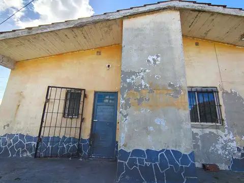 Casa 3 ambientes con 1 baño