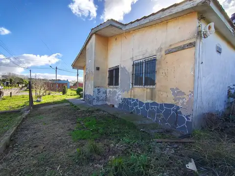 Casa en Venta en Barrio Félix U.Camet, USD 39.000