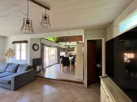 Casa en Venta con 1 cochera