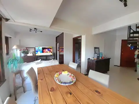 De Las Ballena 100, Piso 4