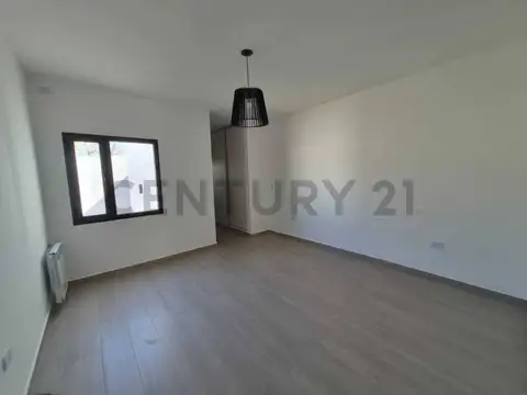 HERMOSA CASA PLANTA BAJA  A ESTRENAR - USD 220.000 y cuotas -