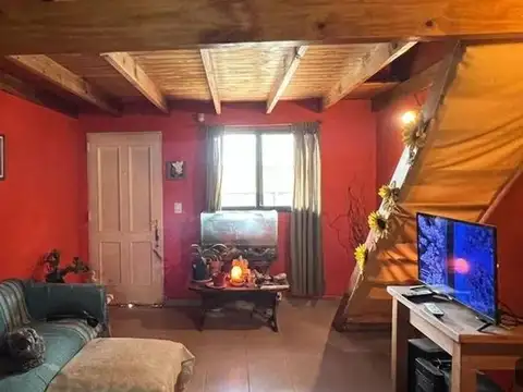 VENTA CASA 3 AMB. CON PILETA Y PARQUE EN LUJAN