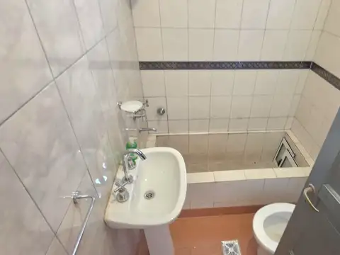 Casa en Alquiler con 1 cochera