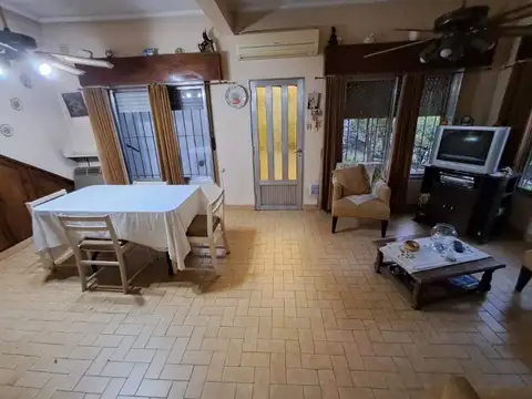 Depto Tipo Casa en Alquiler en Victoria, $ 850.000