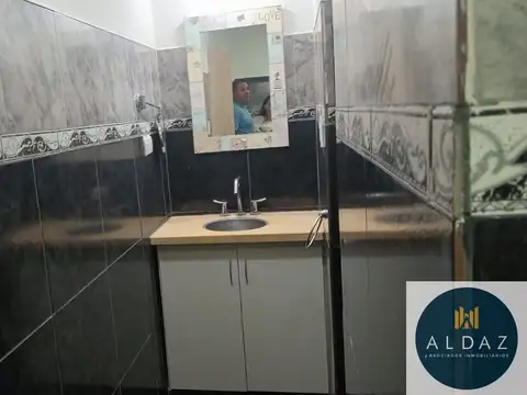 Casa en Alquiler con 1 cochera