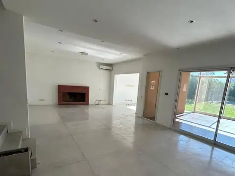 Casa en Venta en San Isidro Labrador, USD 400.000