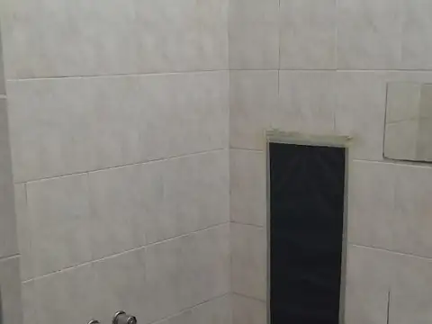 Departamento 7 ambientes con 2 baños