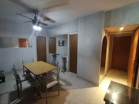 VENDE - APTO CREDITO-  DEPARTAMENTO 2 AMB CON PATIO Y BALCON AL FRENTE, SOBRE AV. DIAZ VELEZ