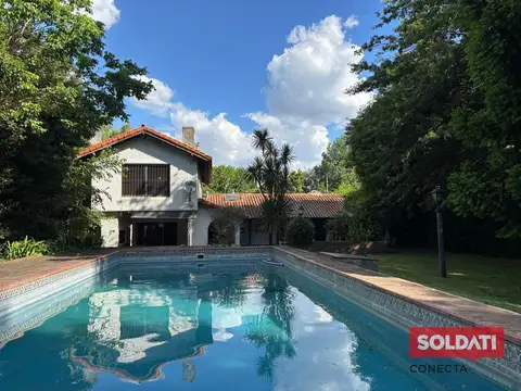 Casa a  la venta - Los Nogales.