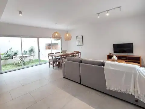 Casa en Venta en Nuestra Señora De Lourdes, USD 329.000
