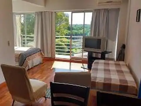 Luis Maria Campos 100, Piso 7