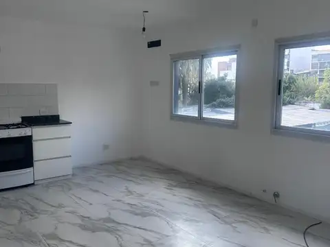 Departamento en Alquiler en Moron Sur, $ 500.000