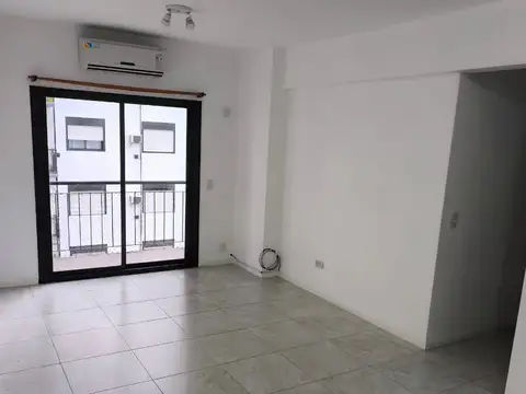 Departamento en Venta en Villa Luro, USD 140.000
