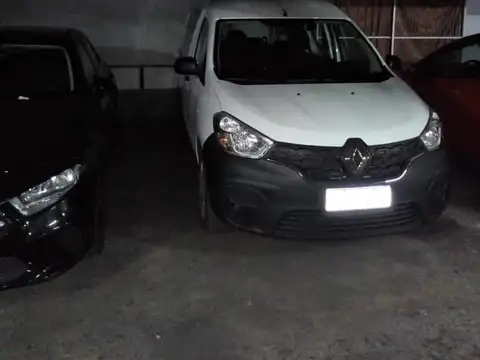 Laprida 828 -Cochera ALQUILER - Centro