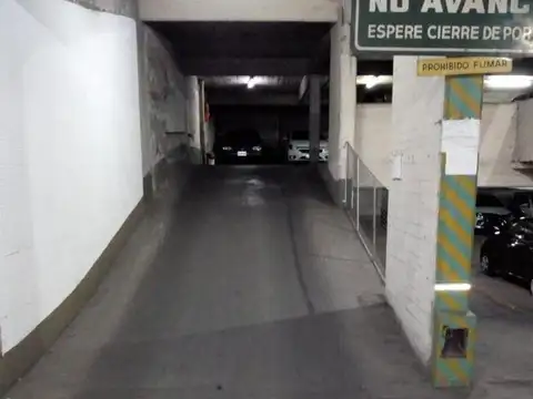Laprida 828 -Cochera ALQUILER - Centro