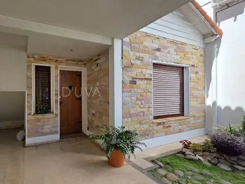 Casa en Venta en La Plata, USD 160.000