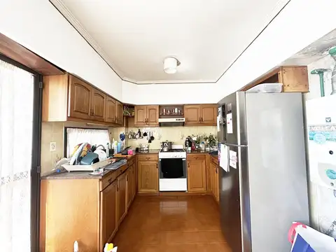 Departamento 5 ambientes con 2 baños