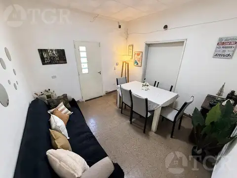 Casa 3 ambientes con 1 baño