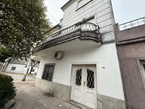 Martiniano Leguizamón 800, Piso 1