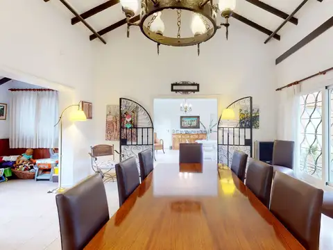 CASA QUINTA EN VENTA CITY BELL