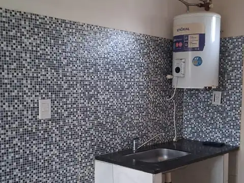 Quintana 1200, Piso 1