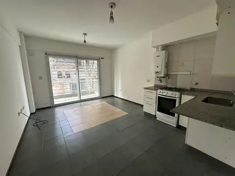 Departamento en Alquiler en Parque, $ 460.000