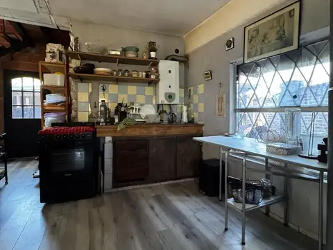 Casa 4 ambientes con 1 baño