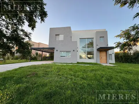 Casa en venta en El Canton barrio Norte, a la laguna