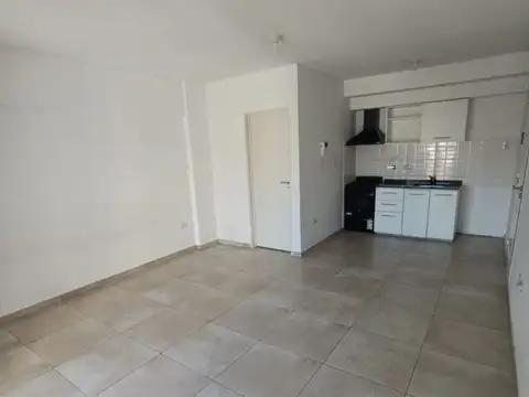 Departamento en Alquiler en El Palomar, $ 500.000