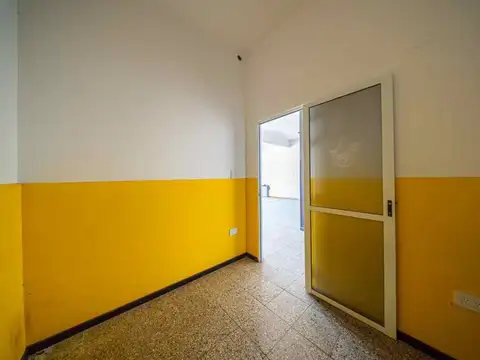 J. M. Ibarlucea 100