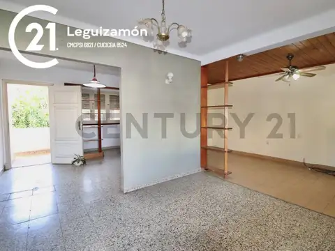 Casa 4 ambientes con 1 baño