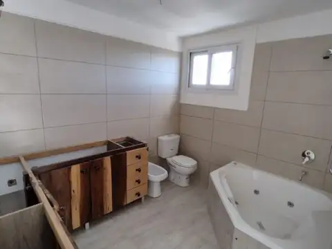 Tango Victoria 14 E. Depto de dos dormitorios y dos baños + cochera. Vista Al Rio