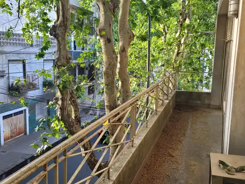 Depto Tipo Casa en Venta en Almagro, USD 185.000