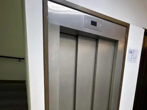 Oficina en Alquiler en Mendoza, $ 1.100.000