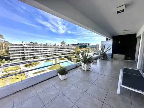 Departamento en Venta con 2 cocheras