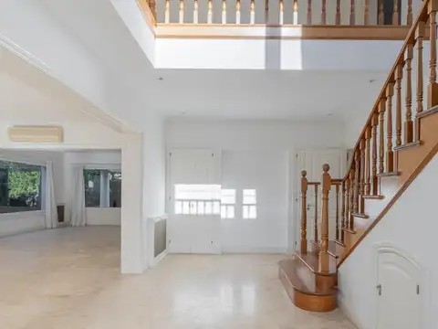 Casa en Venta de 5 dormitorios