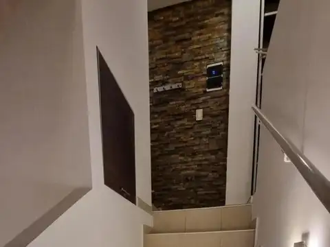 Depto Tipo Casa en Alquiler al Sudeste