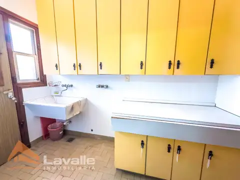 casa importante amplia 3 habitaciones patio quincho garaje